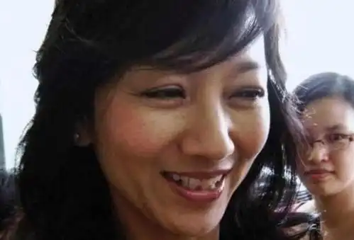 冻龄原是骗人的去掉美颜的赵雅芝刘嘉玲,也难掩时光痕迹
