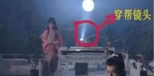 史上最搞笑穿帮镜头,承包你一年的笑点哈哈哈
