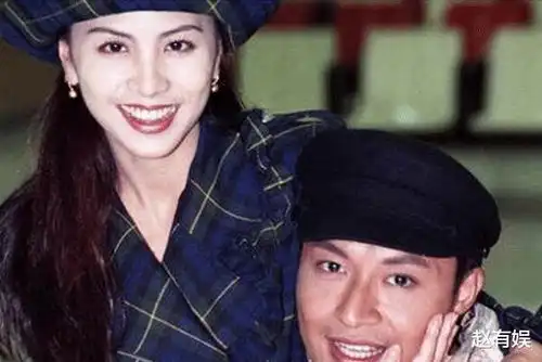 田丽分手马景涛后,2段婚姻皆无疾而终,情路坎坷至今无子女
