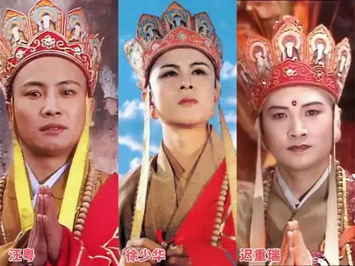 欺骗观众的搞笑穿帮镜头,网友导演你过来,我保证不打你
