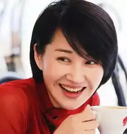 适合脸型的眉毛魅力电眼妆,聚会轰趴必备哦
