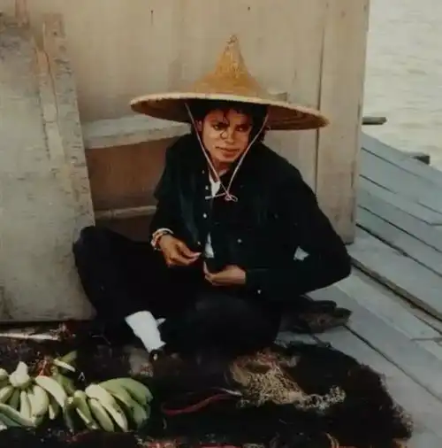 33年前,迈克尔杰克逊在中国农村,度过了特殊的一天
