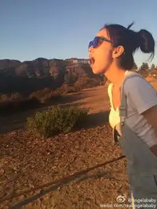 angelababy晒带黄字蛋糕似为黄晓明庆生6
