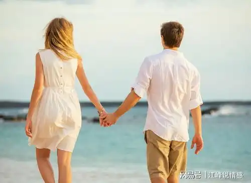 丈夫主动做饭,婆婆看到后怒拍桌子,儿媳一番回复让婆婆哑然

