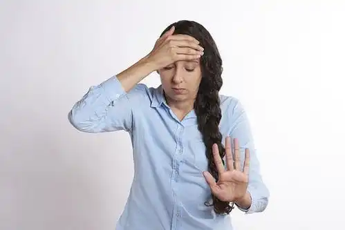 蹲久了起身眼前发黑是贫血吗医生不,这是低血压,别搞混了

