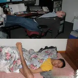 睡眠相位后移综合症弱了各种奇葩睡姿大集合
