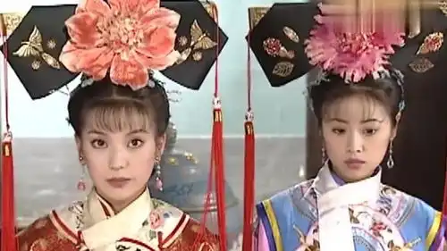 小燕子紫薇罚跪,小燕子竟带着棉被跪着,可爱又好玩
