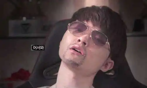 lol为什么职业选手单排都不认真打了faker一语道出真相
