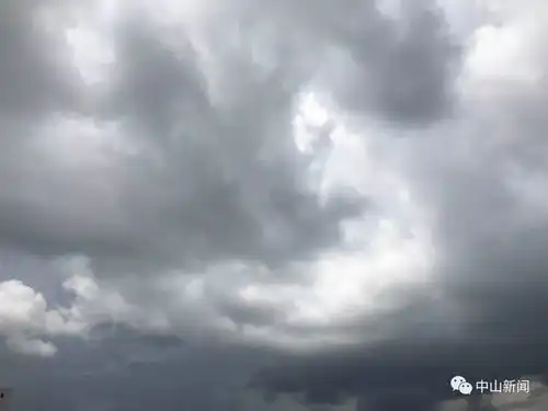 又有雷雨大风了云团正吹向中山,未来一周的天气将
