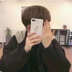 阳光清新的暖男时尚大片头像精选
