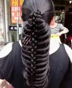 每日搞笑囧图7月14日妹子带耳机有妙招啊搞笑囧图带你看能让我骄傲的妹子们完整页
