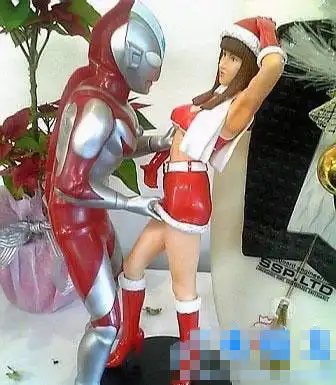 奥特曼追女孩子不可以这样的
