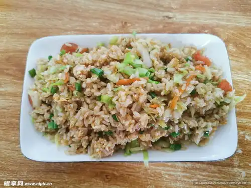 蛋炒饭摄影图
