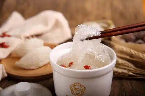 90都是水货,却撑起300亿市场,中国人甘愿交智商税
