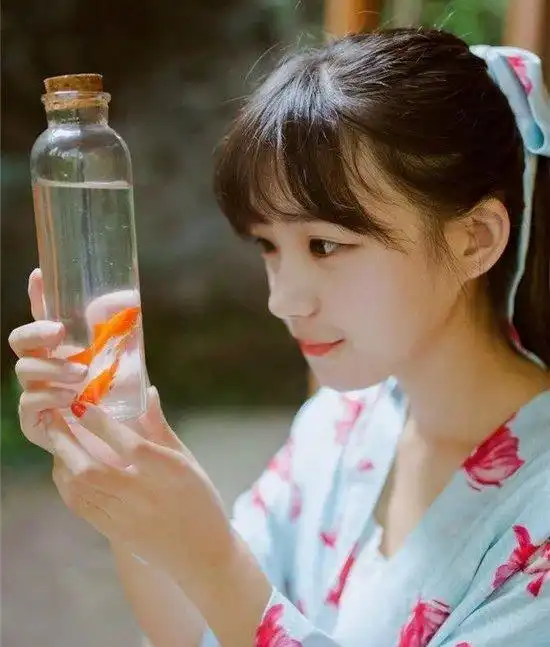 直接笑出眼泪的15个冷段子,个个滑稽搞笑,赶快收藏
