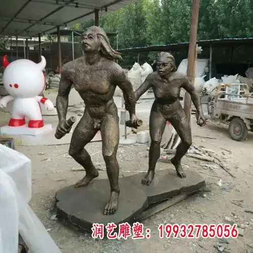 广场纪念人物铜雕新疆人物铸铜雕塑图片
