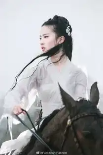 刘亦菲19岁绝美照片曝光但这一点真的毁身材,很多人都有
