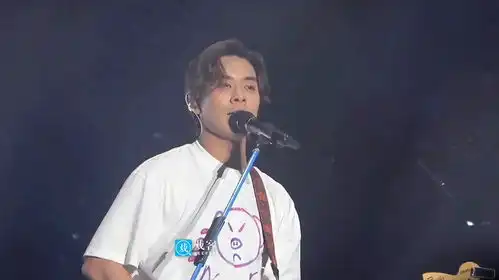 告五人北京工体宇宙超有趣演唱会,我会披星戴月的想你
