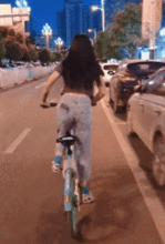 搞笑gif趣图这妹子笨的的让人心疼呀,原谅我不厚道的笑了
