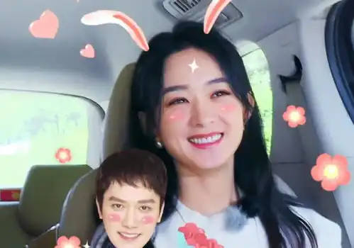 心酸又好笑黄晓明搬行李累出三眼皮,脱妆后撞脸于小彤
