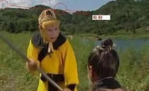 笑到胃痛的穿帮镜头,盒装孟婆汤我忍了,嘟嘴卖萌干啥
