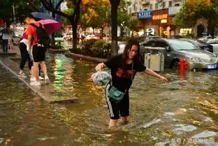 我想我爸了,在青岛这个,雷雨交加冰雹相向的日子
