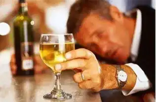 喝酒时吃什么菜能解酒
