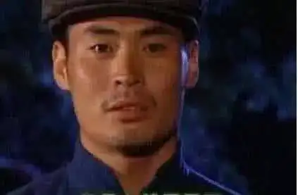 笑到胃疼的穿帮镜头,刘诗诗手中的灵石是鸭脖,网友真香

