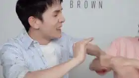 旺旺新人设,又扣又赖,但是对钱很认真哈哈

