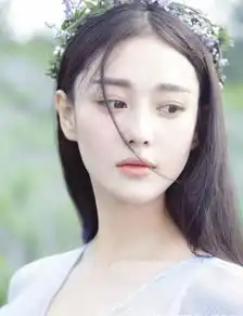 李晨选女朋友还挺有水准,一个比一个惊艳

