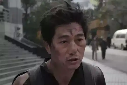 黄渤和沈腾谁更搞笑,应是徐峥饰演的疯狂的外星人
