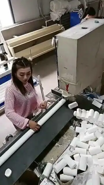 还是造纸厂的美女多,来这工作,媳妇都不用愁了

