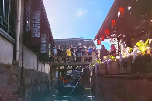 迎财运聚财气拜财神,来中国第一水乡,祈愿新的一年财源滚滚
