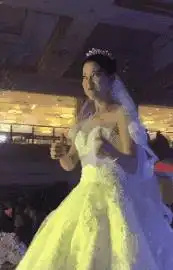 搞笑图片姑娘,你是小青吗
