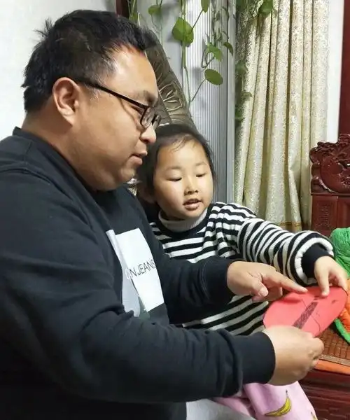 美好生活自由呼吸天桥区金色悦城幼儿园禁烟行动中
