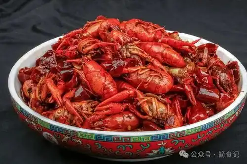 饭店离职员工爆料,下馆子时,这6种菜最好少点,厨师都不吃
