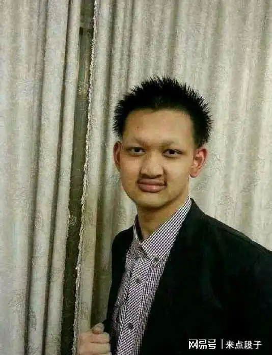 爆笑精选英雄不问出处,贪玩不分岁数啊
