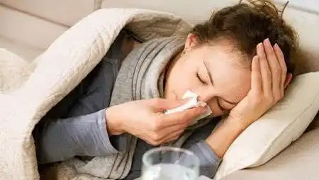 感冒咳嗽吃药为何病情还加重先把风寒,风热搞明白了
