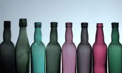 生活中的冷知识啤酒瓶为啥大多是绿色的
