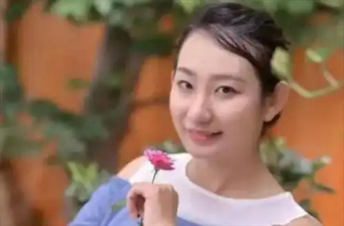 43岁女博士征婚北京三环有房,彩礼120万,对我孩子视如己出
