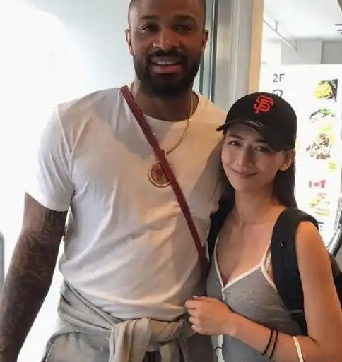 她是日本最美nba女主播,有第一美臀之称,直言想嫁强壮黑人
