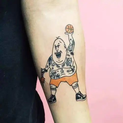 恶搞趣味纹身

