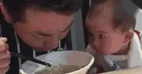 爆笑gif趣图大哥,你不要可以给我呀,这么好的妹子白瞎了
