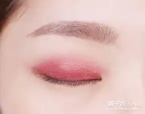 这些眼影能搭成积木,不仅好玩连收纳都省了
