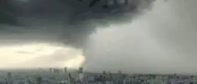 双台风胚胎生成8级大风强对流天气,惠州惠东将被狂风大暴雨侵袭...
