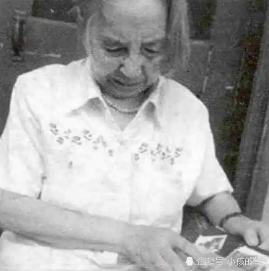 抗日双枪女豪侠曾一人击毙4鬼子,为抗战隐姓埋名70年
