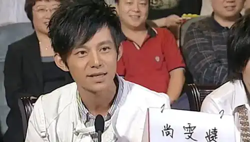 湖南卫视17年前搞大事,一档节目收益过亿,开启饭圈流量时代
