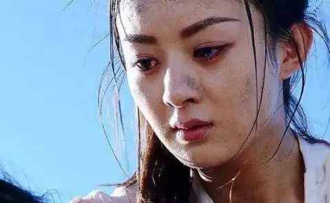 同样是哭戏,赵丽颖周冬雨让人心疼,而杨颖是来搞笑的
