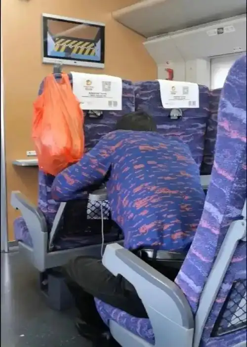 搞笑图片召唤师技能的真正含义是什么
