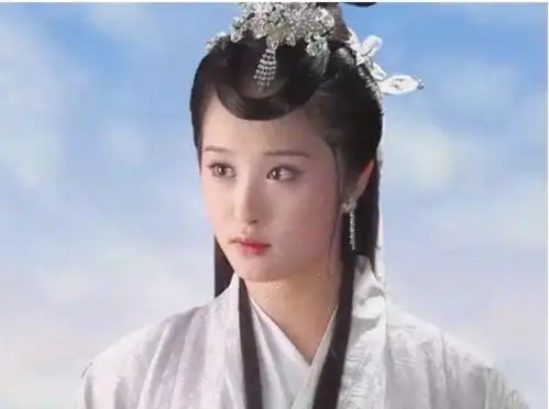 她靠扮丑走红,却因晒出一张照片,被张艺谋赶出剧组,今沦为路人
